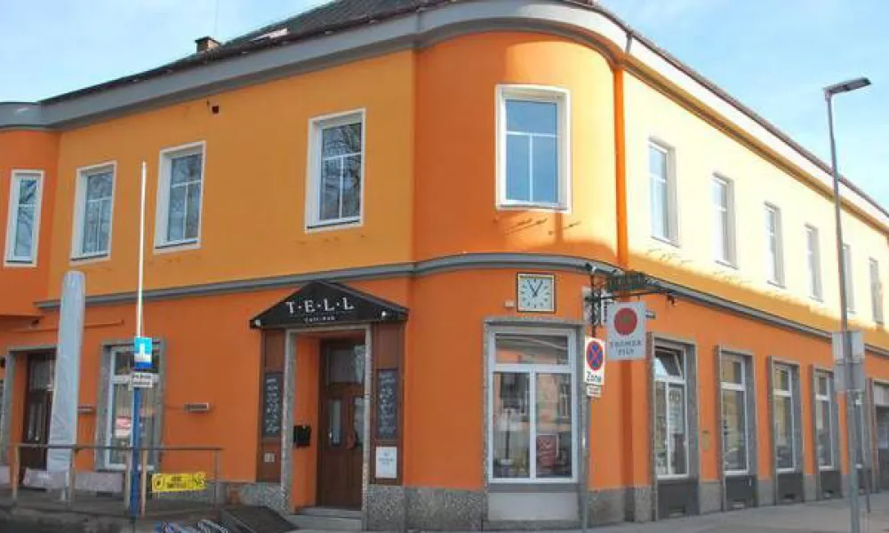 TELL CAFE PUB